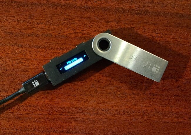 Connect your hardware wallet to MetaMask ledger hardware wallet