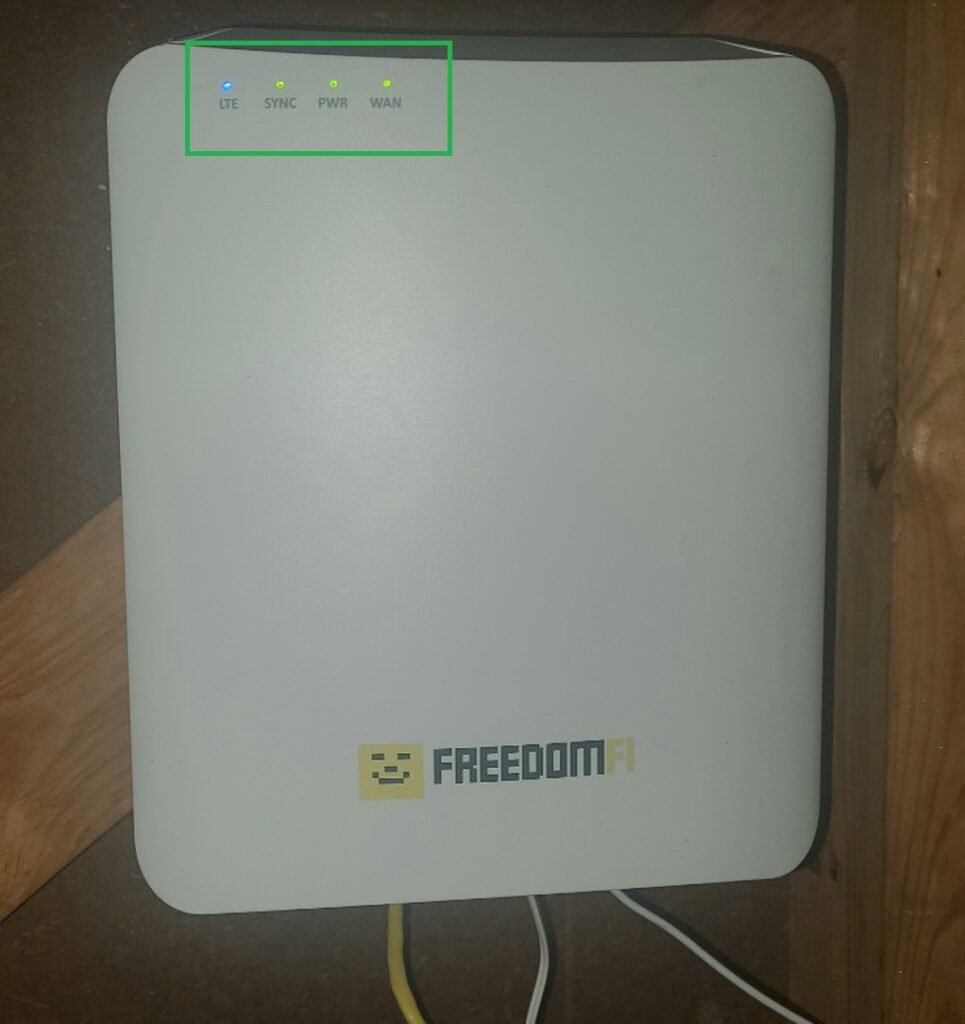 freedomfi 5g small cell led lights on to show status